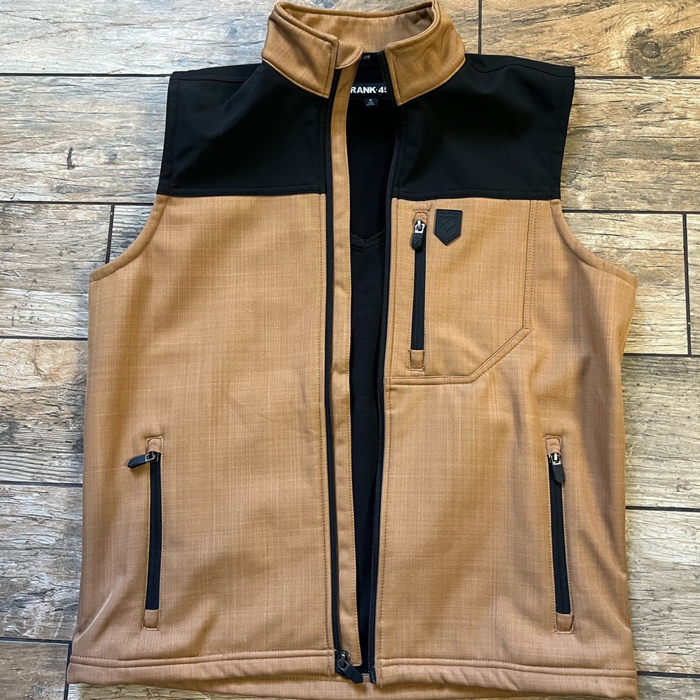Rank 45 Men's Tan and Black Vest
